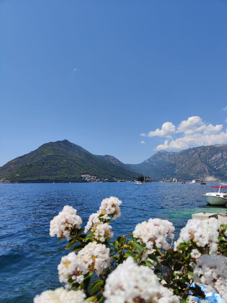 Perast in Montenegro met kinderen