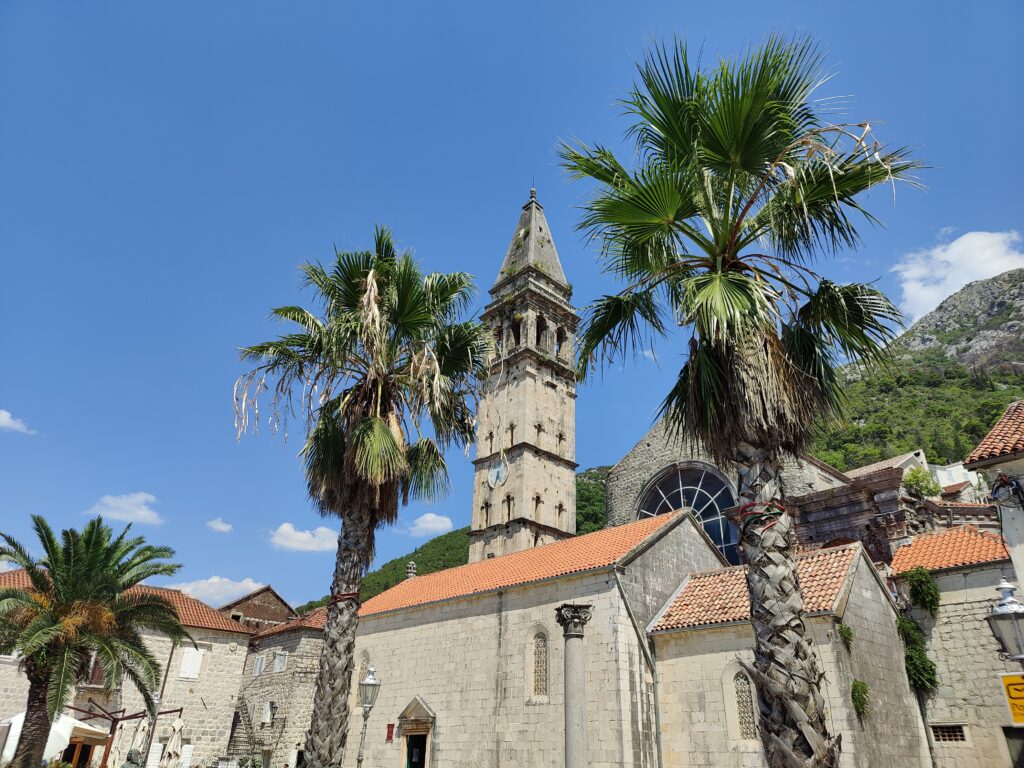 Perast in Montenegro met kinderen